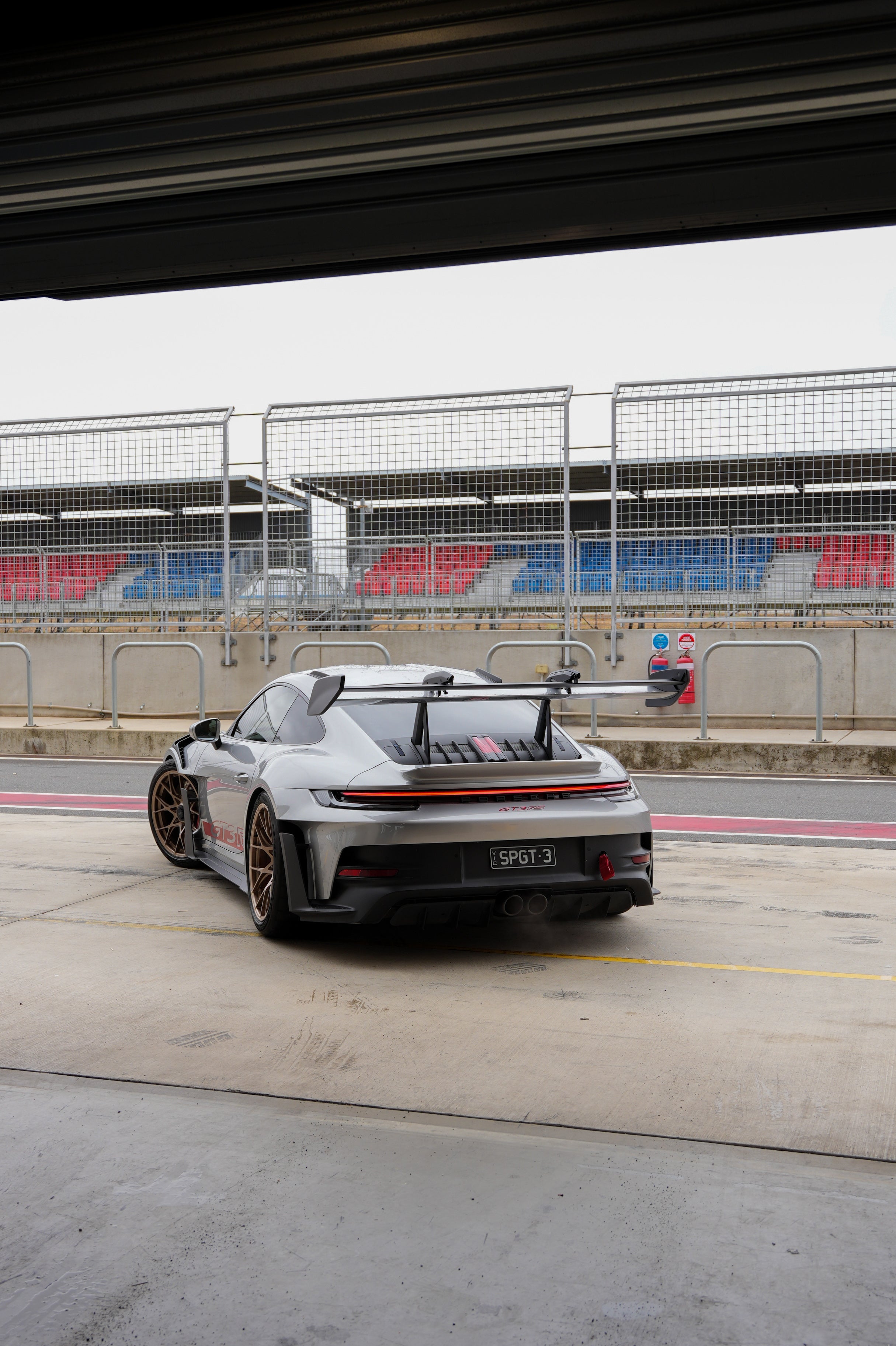 Silver Porsche 992 911 GT3RS